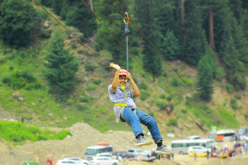 Kid zip lining in Manali