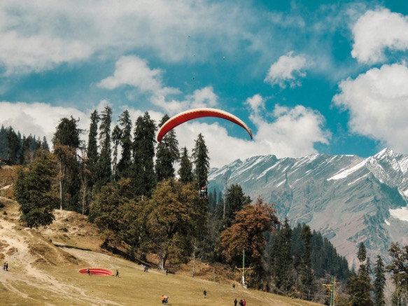 paragliding in Kullu